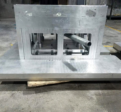 自動(dòng)化設(shè)備(壓空模)